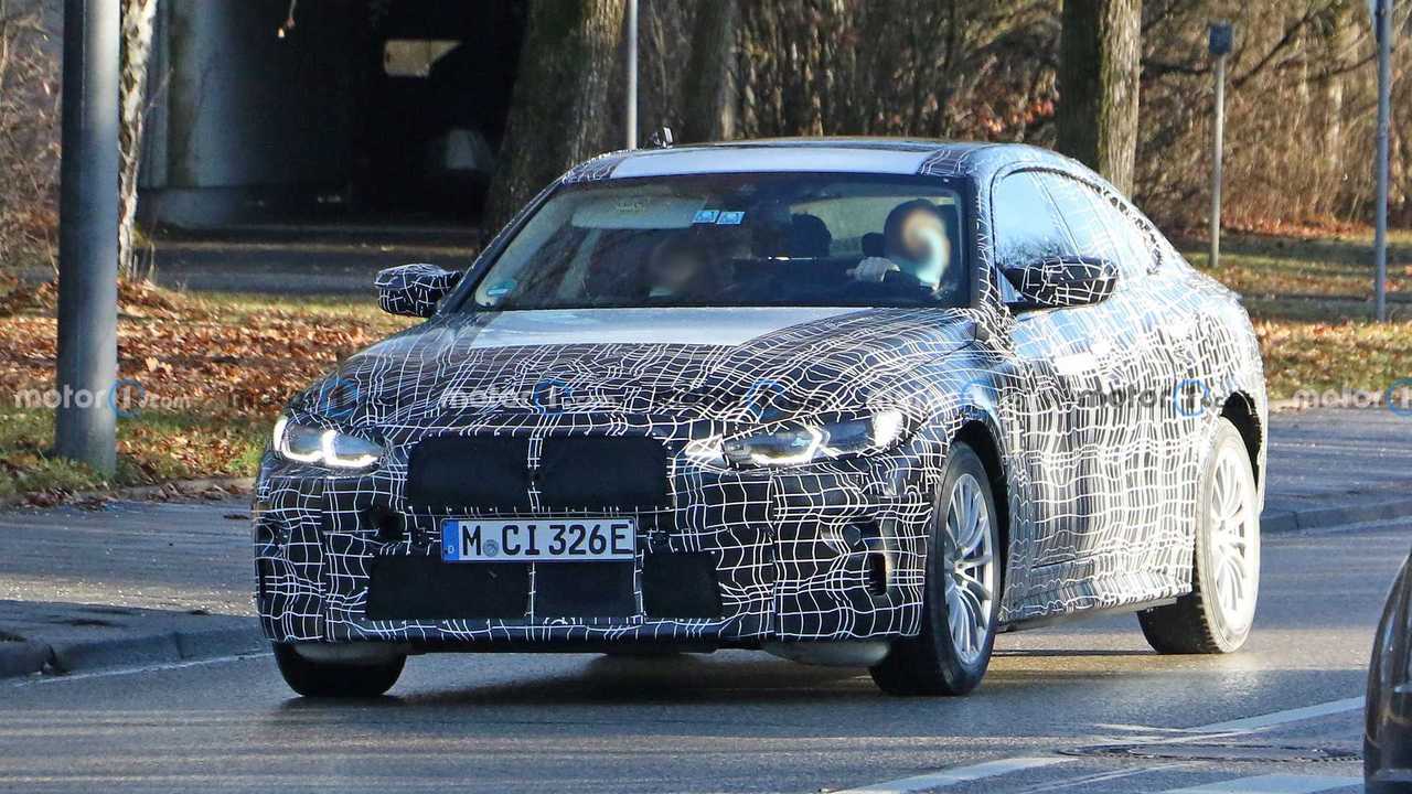 Foto spia BMW i4 M (anteriore tre quarti)