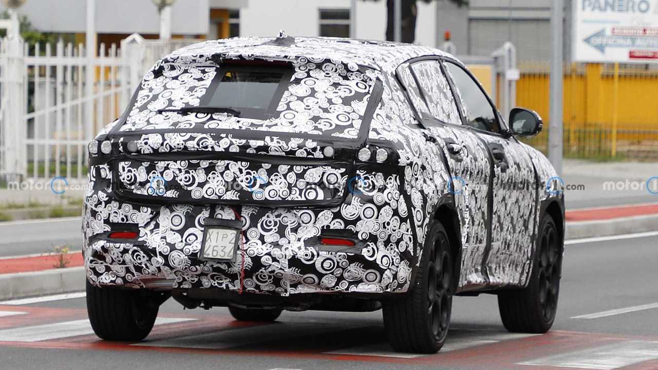 Fotos espías del Alfa Romeo Tonale