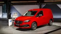 	Der neue Mercedes-Benz Citan – Exterieur, Loranditrot, Mercedes-Benz Citan 110