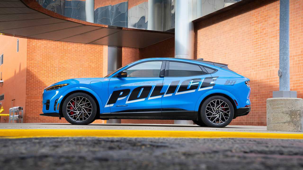 Ford Mustang Mach-E, in fase test per la polizia americana