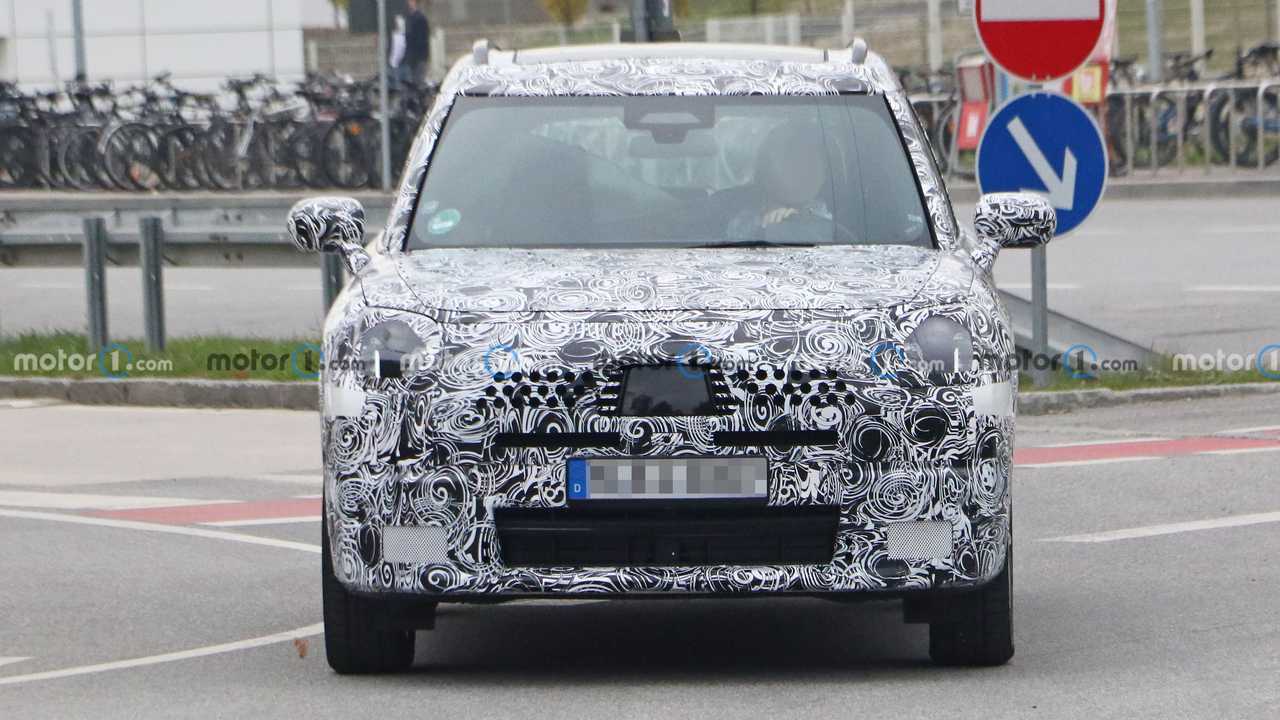 2023 foto spia Mini Countryman