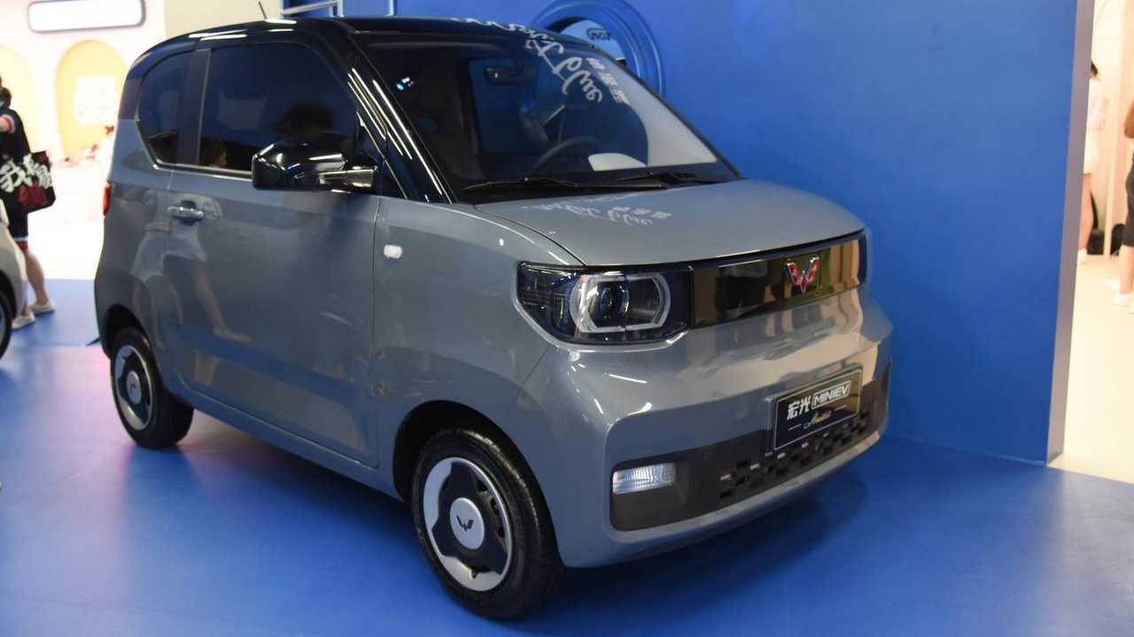 MINI EV Macaron - exterior