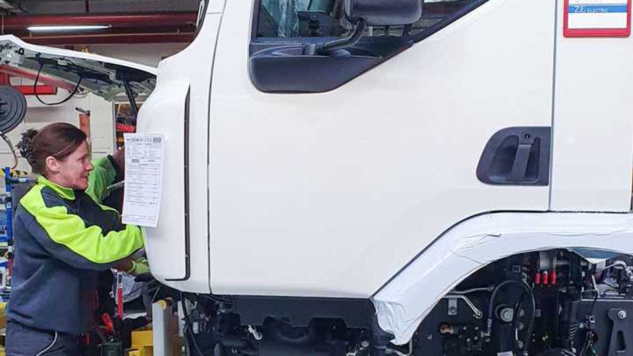 Renault Trucks starts serial production of its Z.E. electric trucks