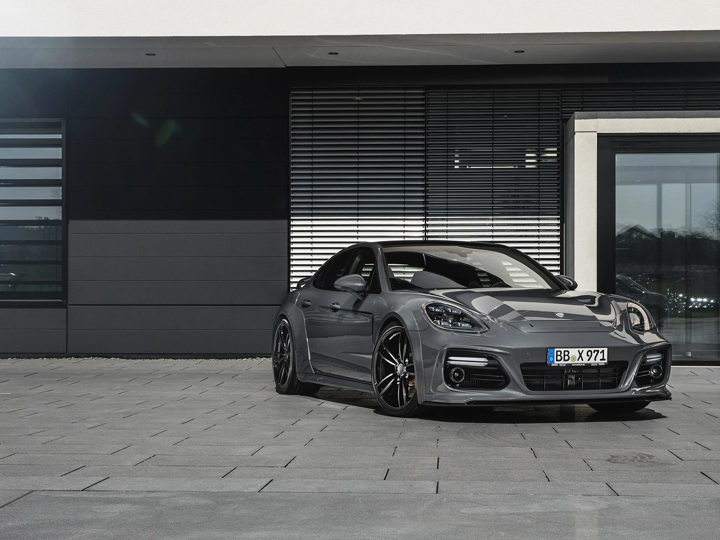 Techart's Porsche Panamera Kit Emphasizes 