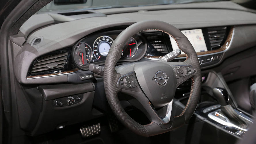 2017 Opel Insignia live in Geneva