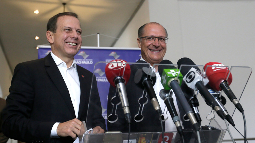 João Doria e Geraldo Alckmin assinam convênio sobre IPVA