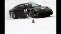 Porsche 911 alla Porsche Sport Driving School Ice 2012