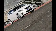 Lexus CT200h  -TEST