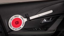 Peugeot e-208, l'auto elettrica della Guardia di Finanza