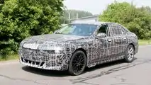 Nuova BMW Serie 7, le prime foto spia degli interni