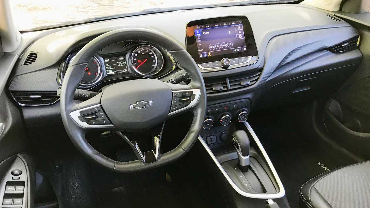 Chevrolet Onix Plus Midnight - Avaliação