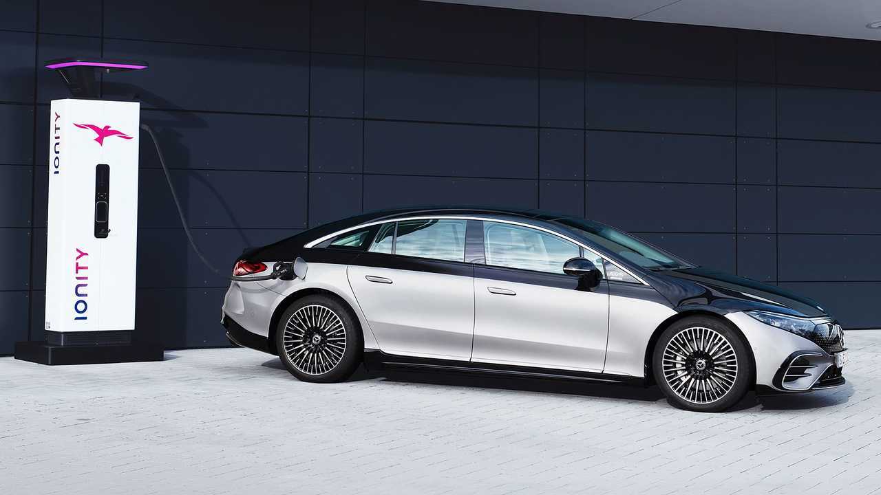 Mercedes EQS