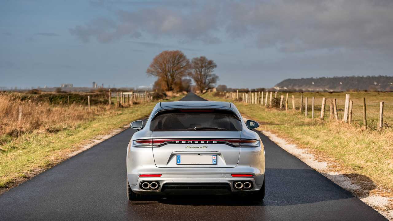 Essai Porsche Panamera 4S E-Hybrid Sport Turismo