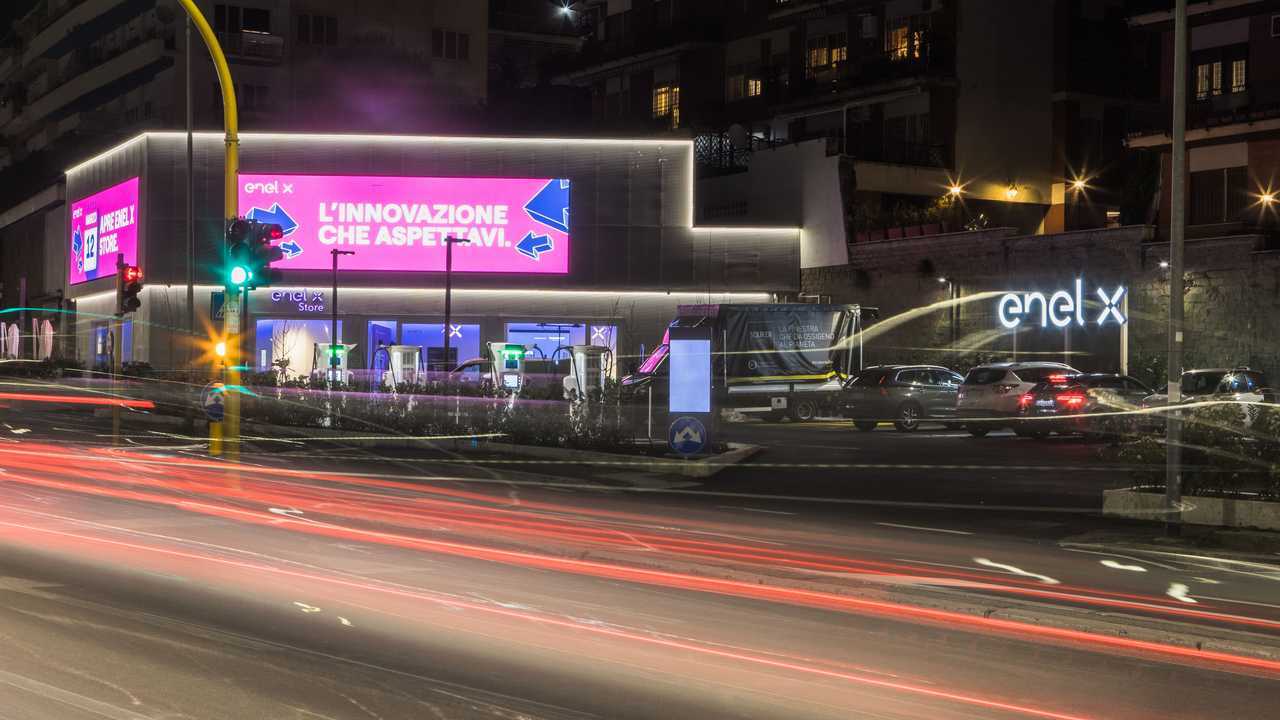 Enel X Charging Station: ecco la stazione romana
