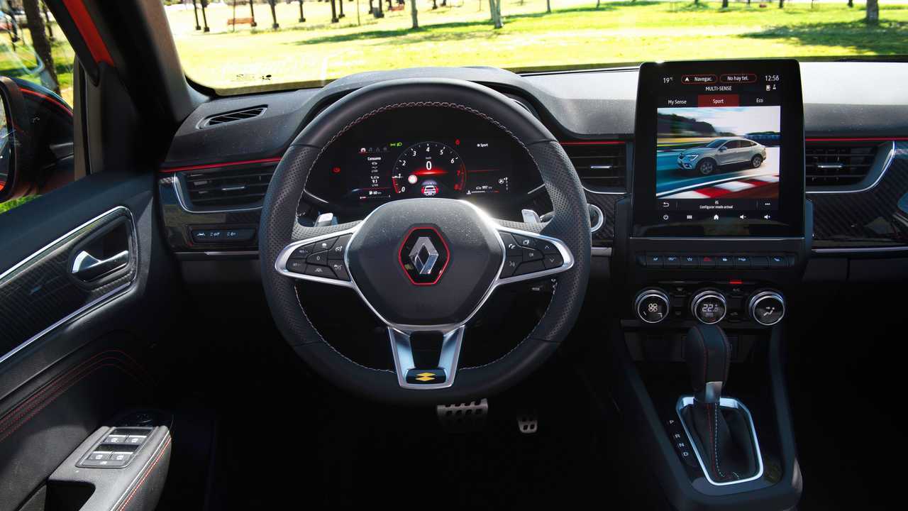 Primera prueba Renault Arkana Híbrido