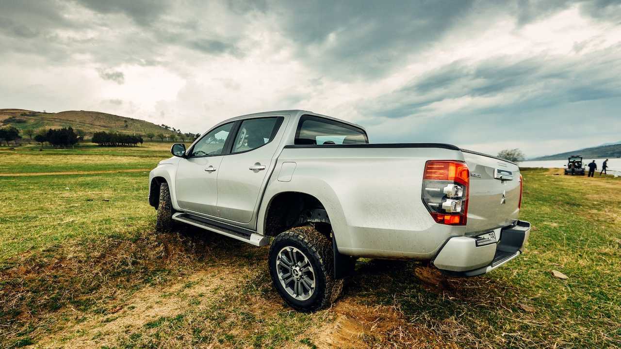 Mitsubishi L200 Georgia