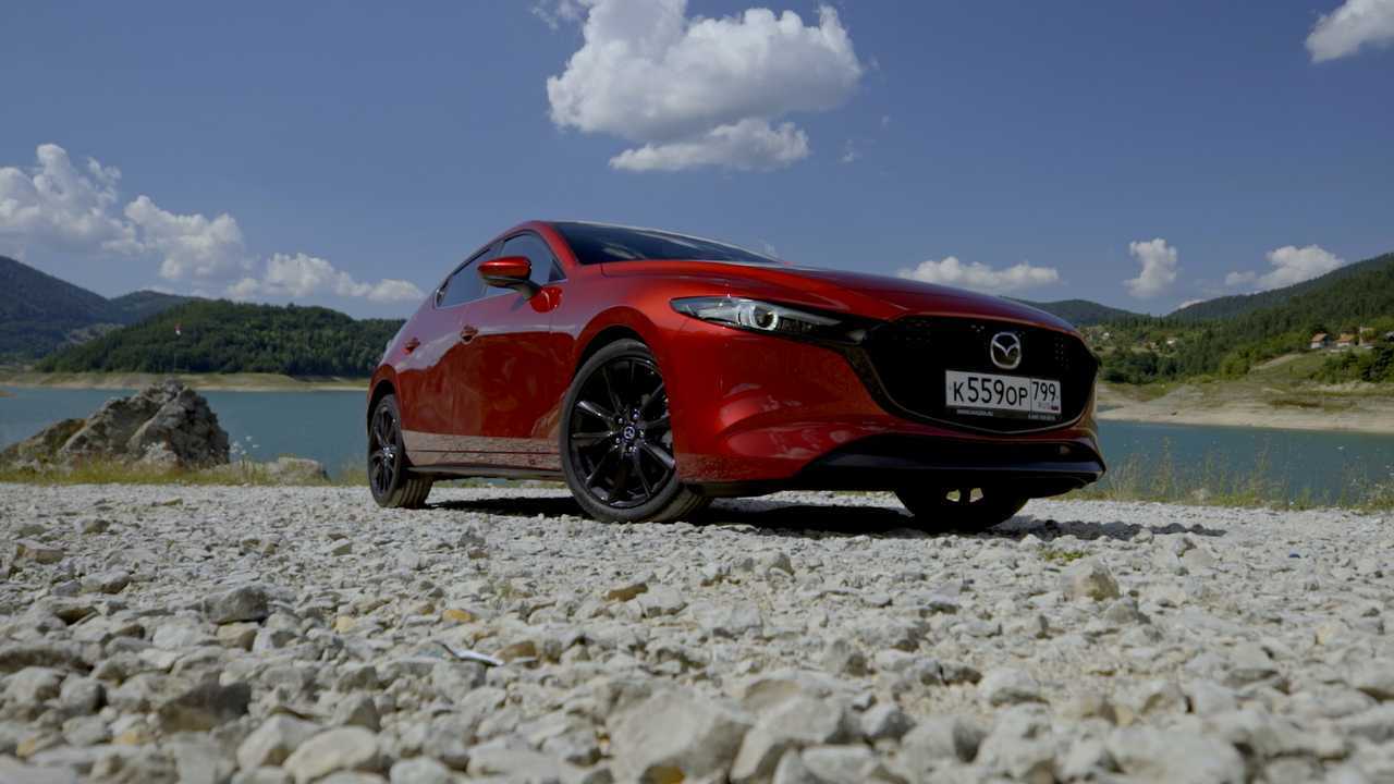 Mazda3 тест-драйв в Сербии