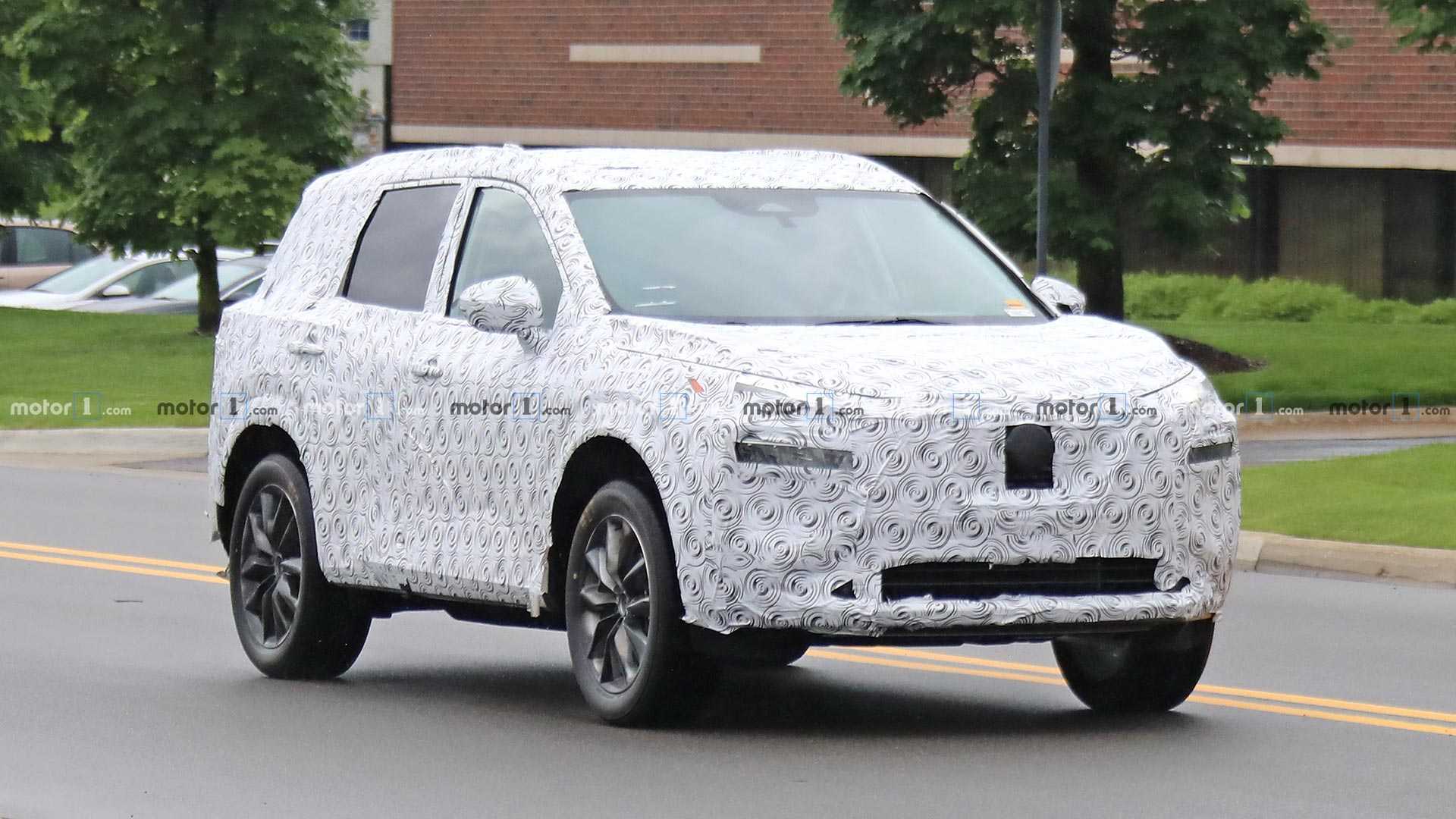 https://cdn.motor1.com/images/mgl/vAWlv/s1/next-gen-nissan-rogue-spy-shots.jpg next-gen-nissan-rogue-spy-shots