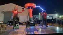 Tesla-Spule bei Cybertruck-Ereignis