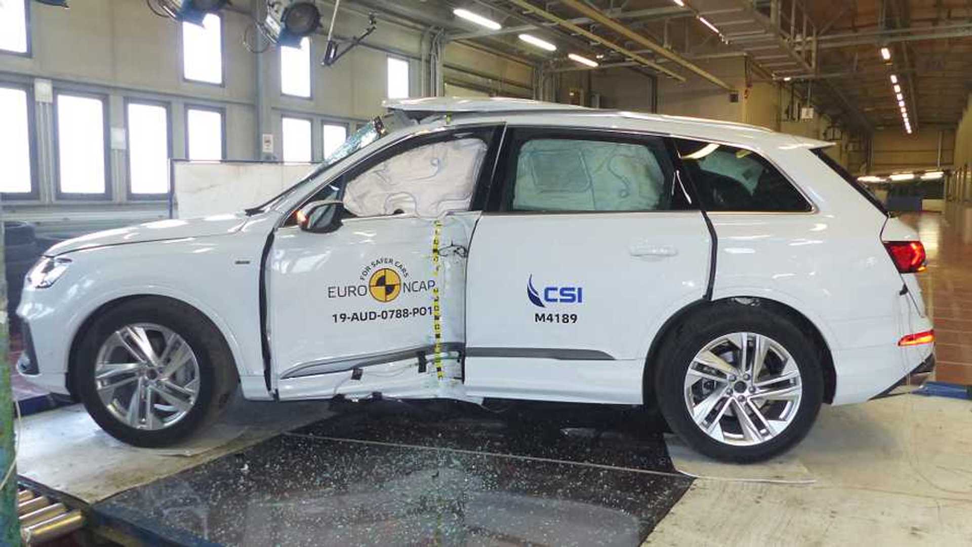 Audi Q7 Crash Test Euro NCAP 2019 Bilder