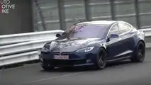 Tesla Model S Plaid en action au Nurburgring