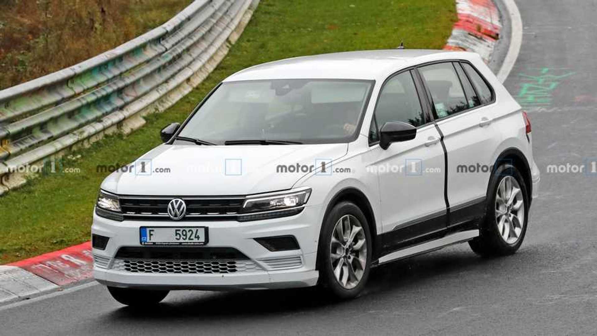 Skoda EV test mule spy photo