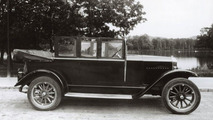 ÃƒÆ’Ã†â€™ÃƒÂ¢Ã¢â€šÂ¬Ã¢â‚¬Å“V 4, 1927, side windows fitted
