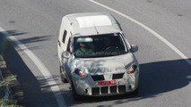 Dacia MPV aka Popster first spy photos 06.07.2011