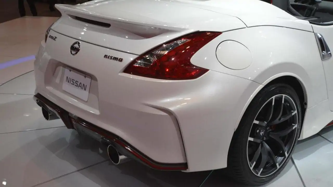 Nissan 370z Nismo Roadster Concept Goes Topless In Chicago