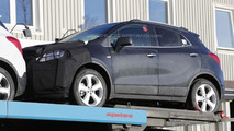 2016 Opel Mokka facelift spy photo