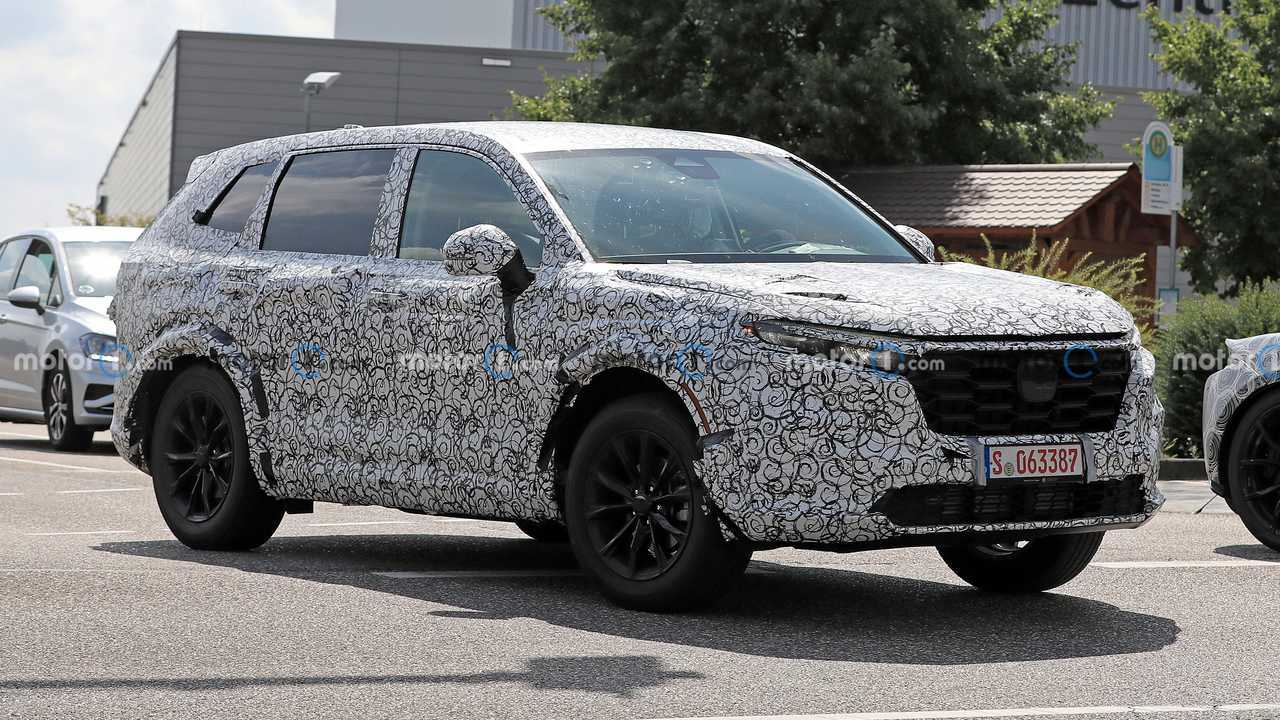 Nuova Honda CR-V, le foto spia