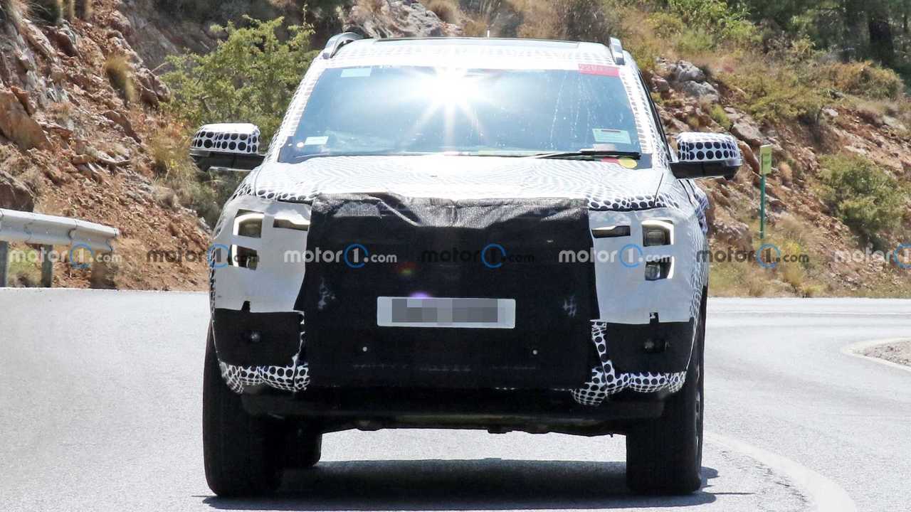 Ford Everest 2022 - Flagra