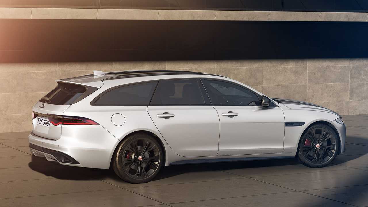 Jaguar XE и XF R-Dynamic Black