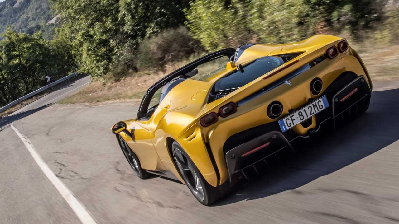 Ferrari SF90 Spider