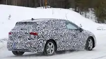 VW Golf 8 (2019) Erlkönig Wintertests