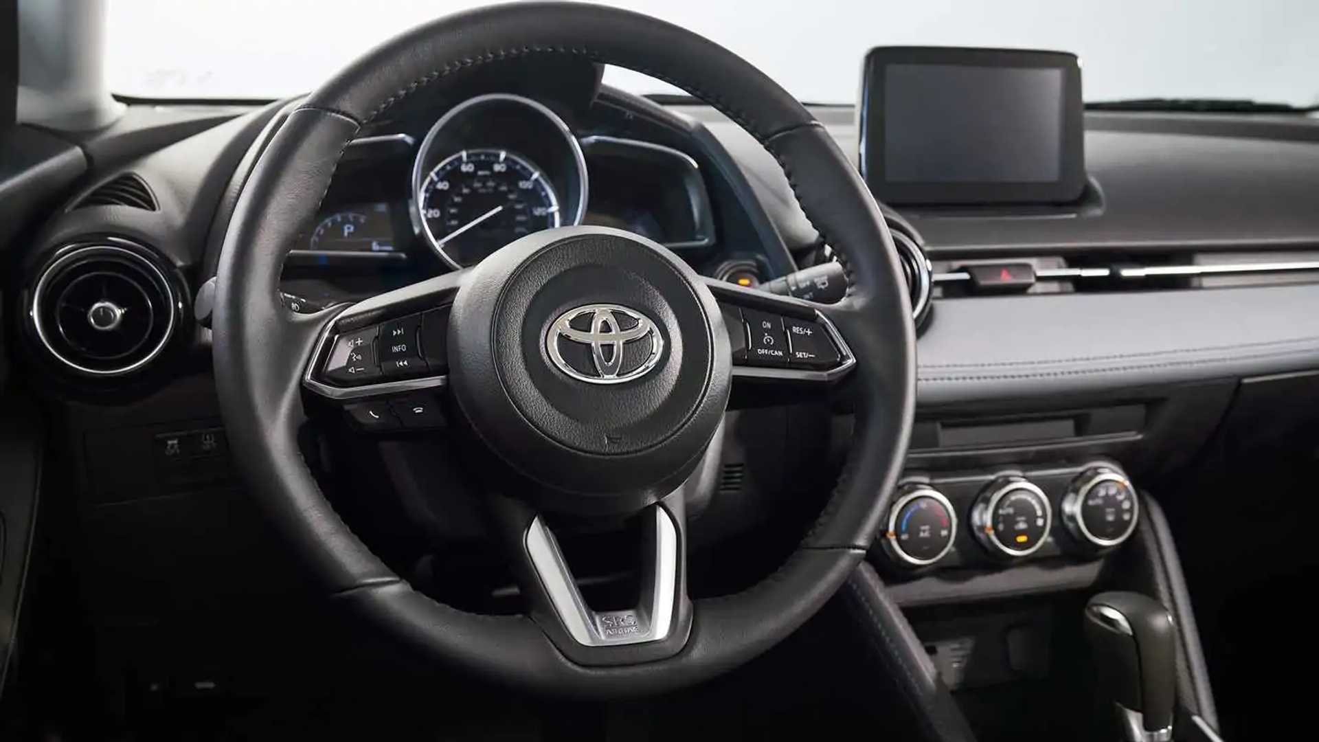 Toyota yaris 2020 sedan precio