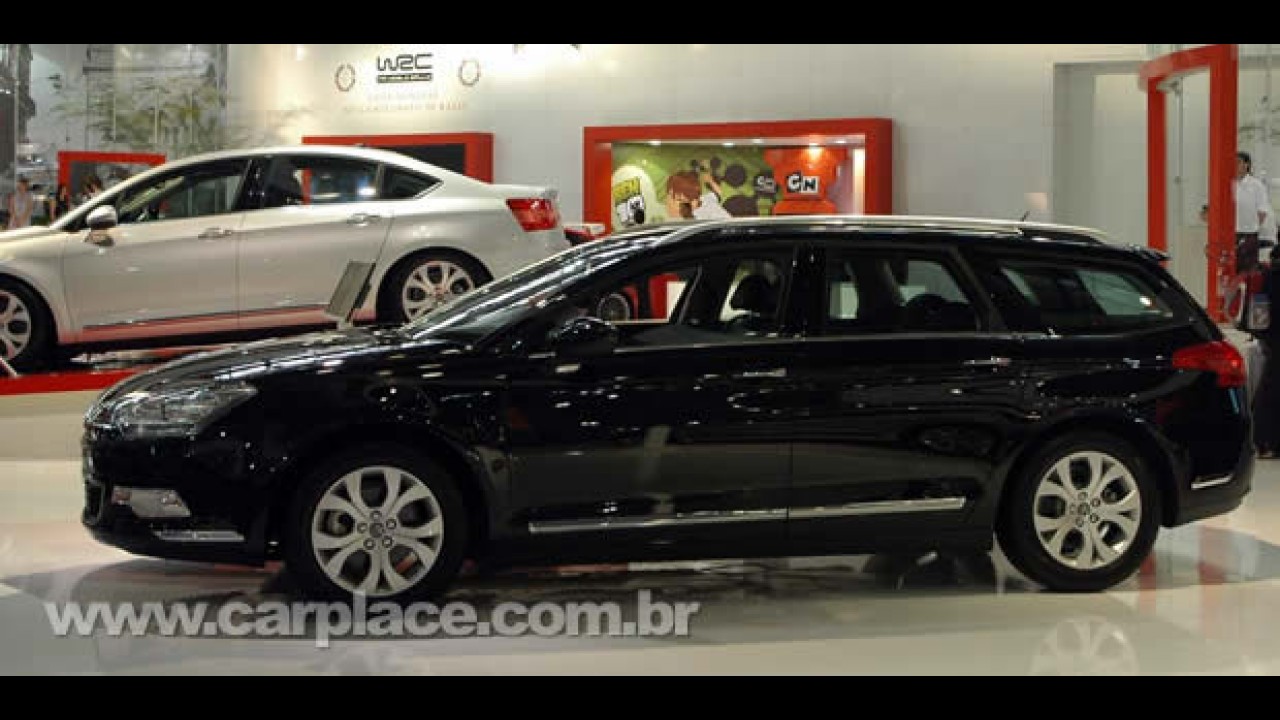 Citroën lança Novo C5 Sedan e C5 Tourer no Brasil em exposição de Yves Saint Laurent
