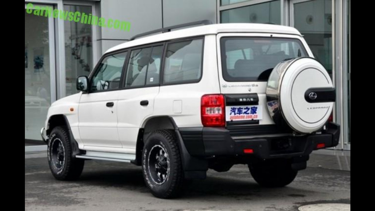 Pajero Full dos anos 1990 ressuscita com novo visual na China por R$ 51 mil