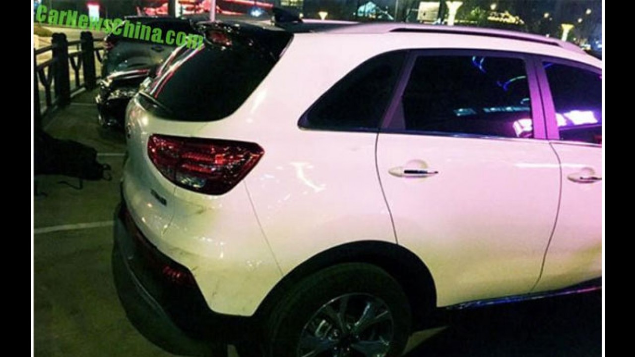 Flagra: Kia KX3, o mini Sportage, aparece em versão de produção