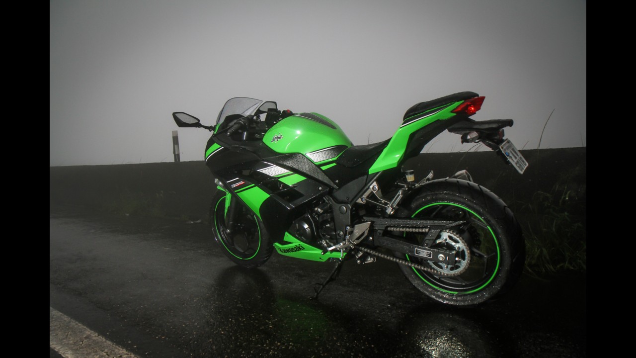 Diversão "barata": Palio Sporting e Ninja 300 são passaporte para esportividade