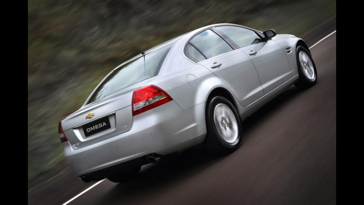 Chevrolet lança o Omega Fittipaldi - Sedan traz motor V6 3.6 litros de 292 cv com injeção direta