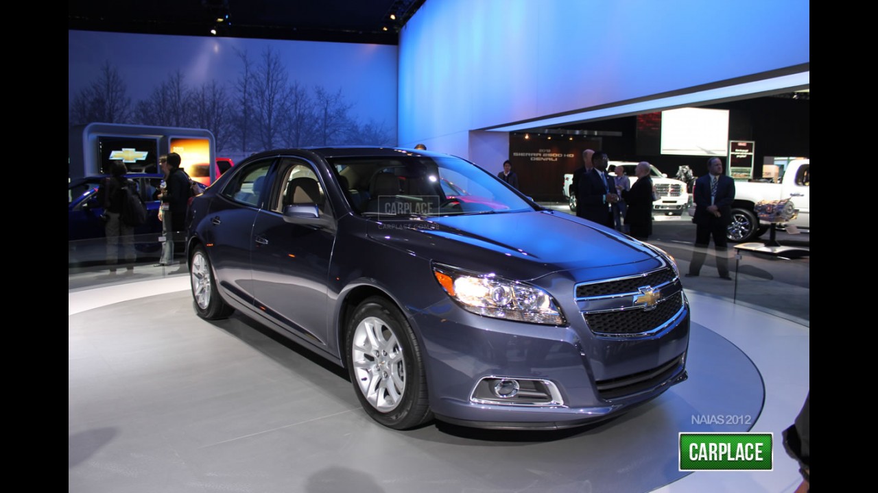 Flagra: Novo Malibu 2013 já roda no Brasil