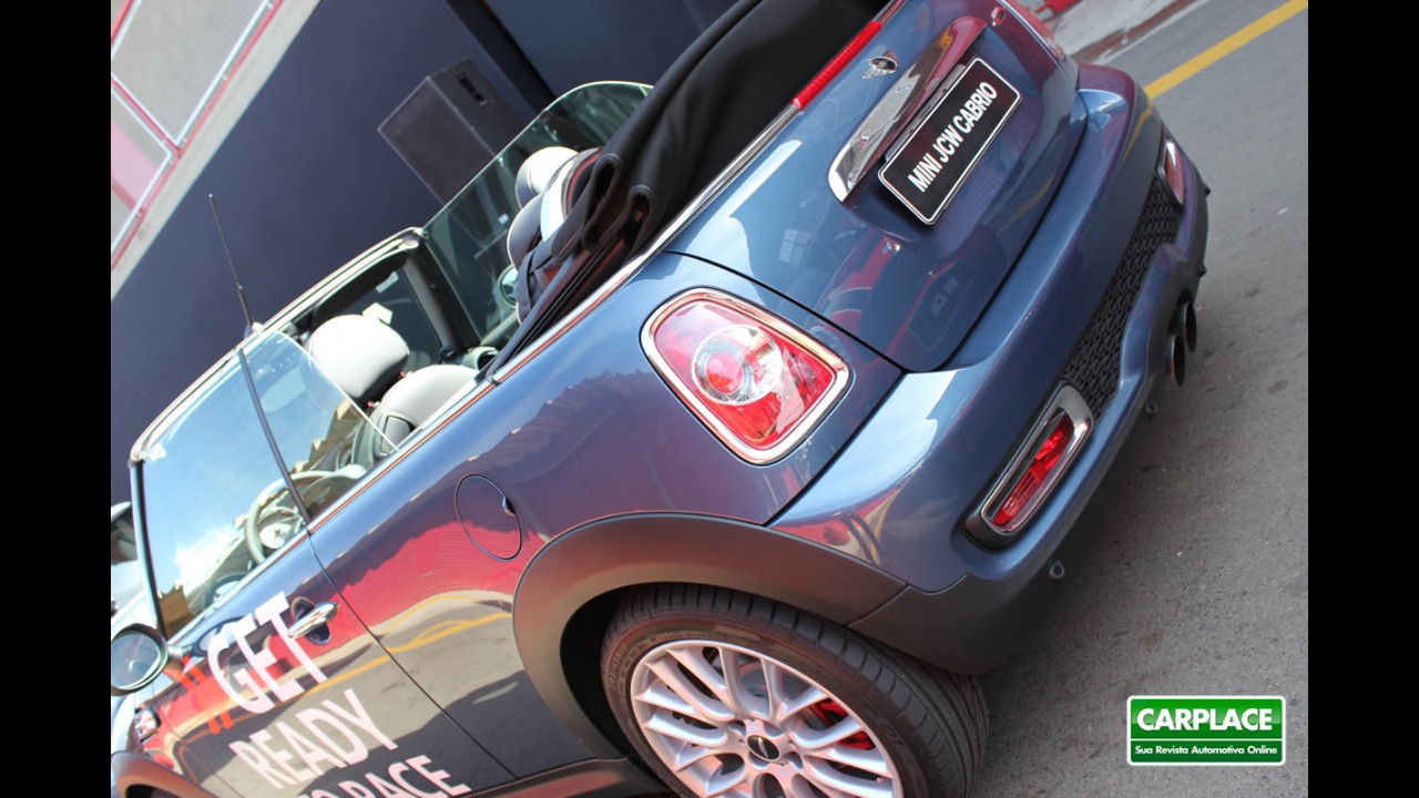 Diversão garantida: Fotos do MINI John Cooper Works Cabrio