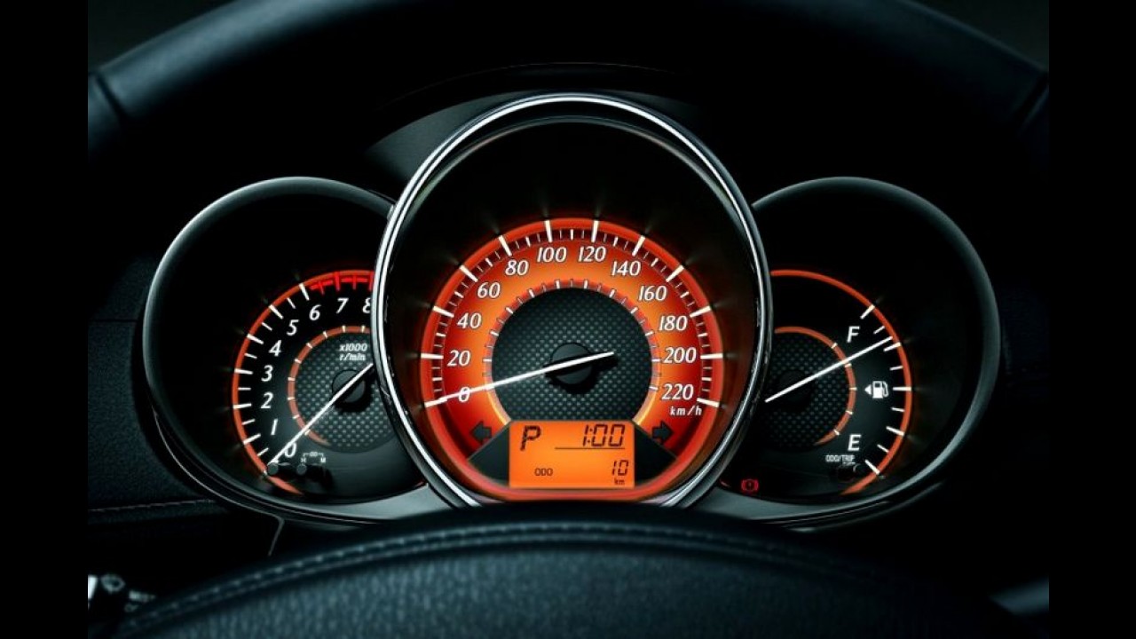 Toyota Yaris ganha visual exclusivo na Tailândia