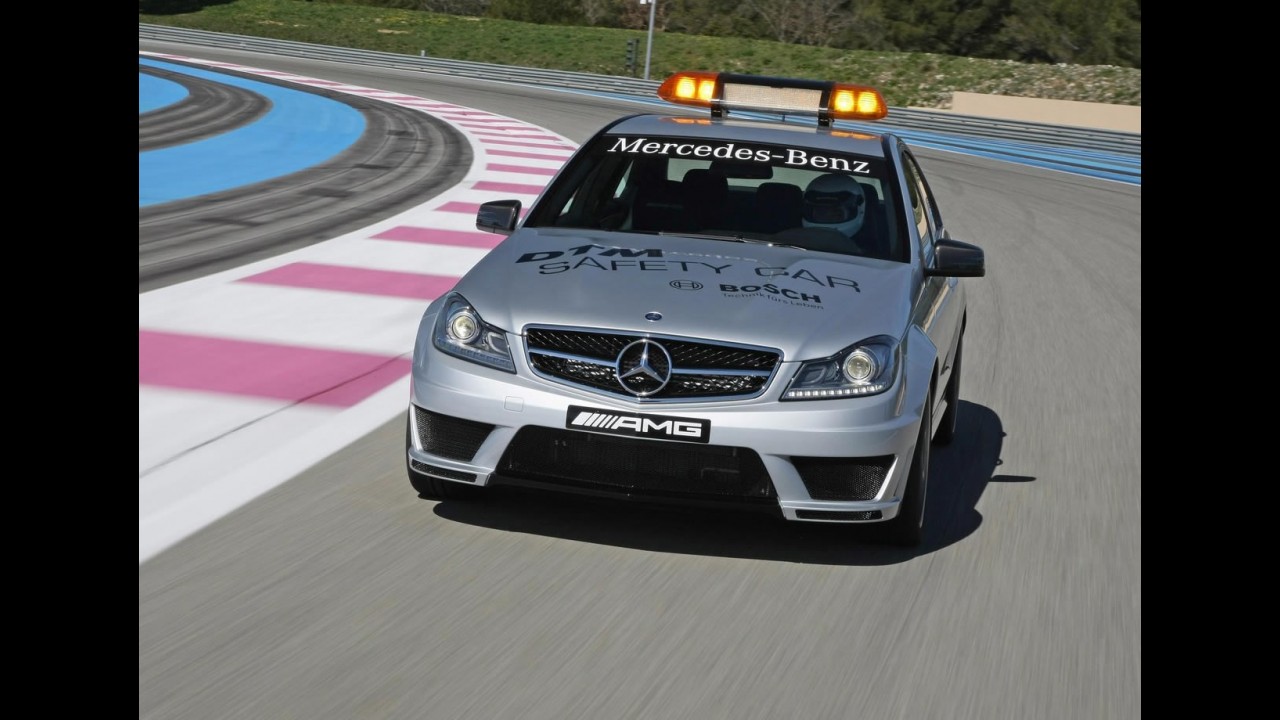Mercedes-Benz C63 AMG DTM Safety Car 2011: 0 a 100 km/h em 4,3 segundos