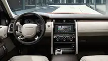 2018 Land Rover Discovery tows 110-ton road train