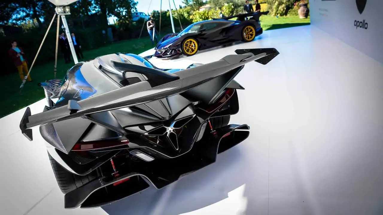 James May And Richard Hammond Check Out The Apollo Ie