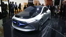 Mercedes-Benz EQ A Concept live in Frankfurt