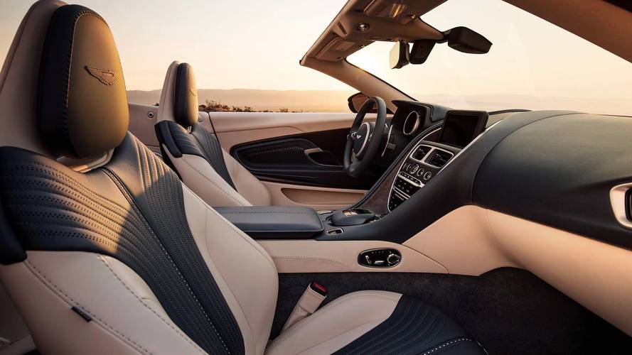 Aston Martin DB11 Volante