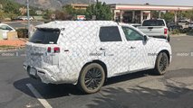 Nissan Pathfinder Spy Shots